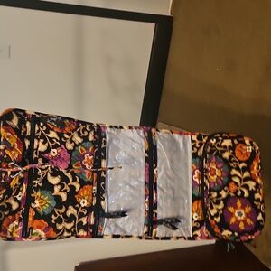 VERA BRADLEY, travel beauty bag, nwt
